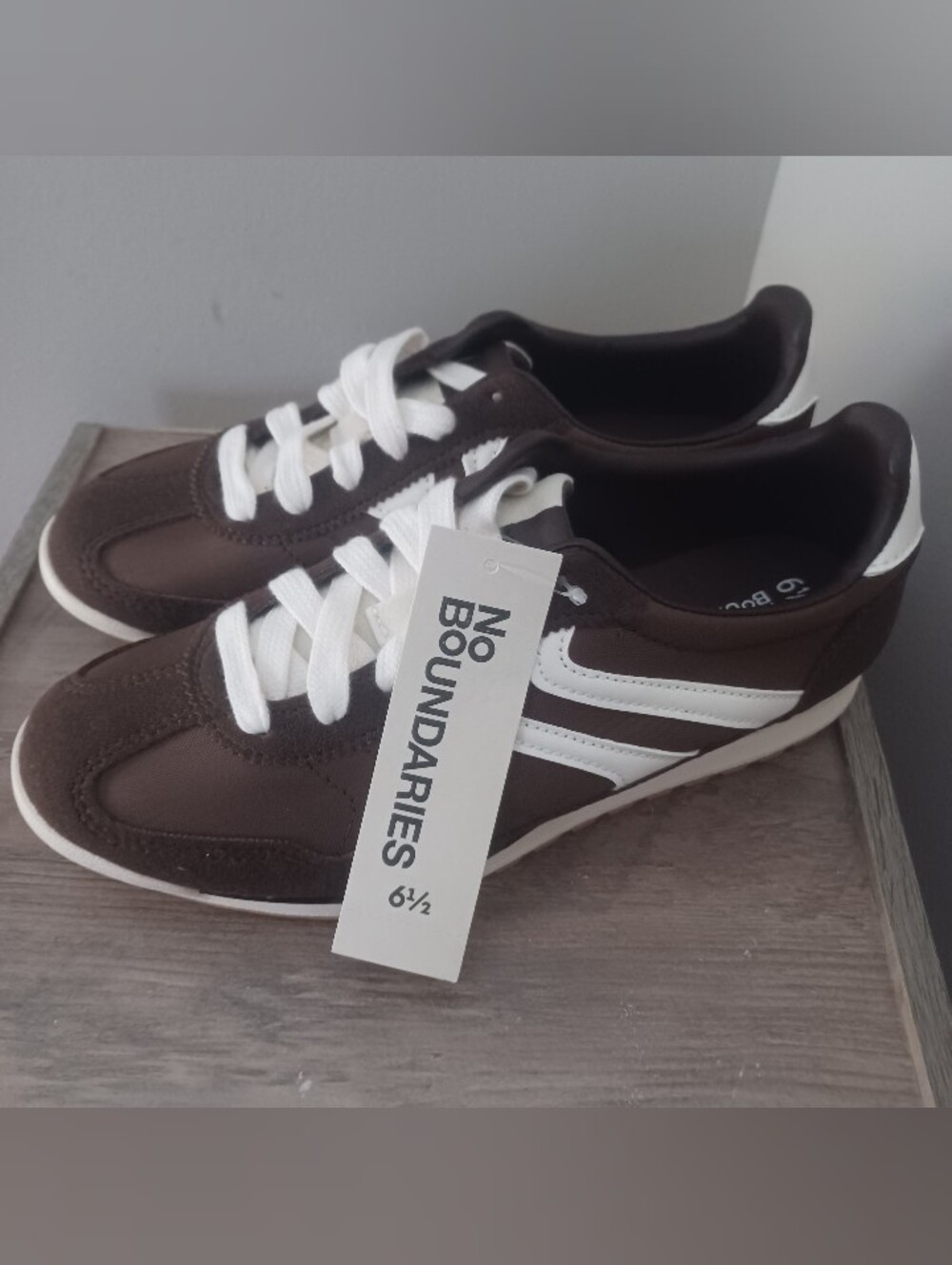 Nobo Brown Retro Jogger Sneakers Sz 6.5